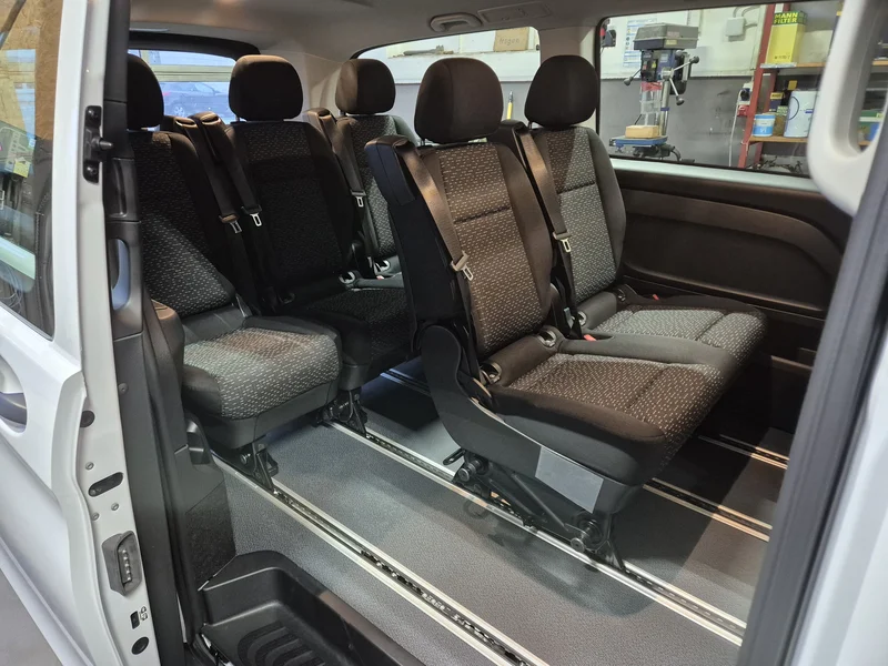 MERCEDES Vito Tourer / Bild 3