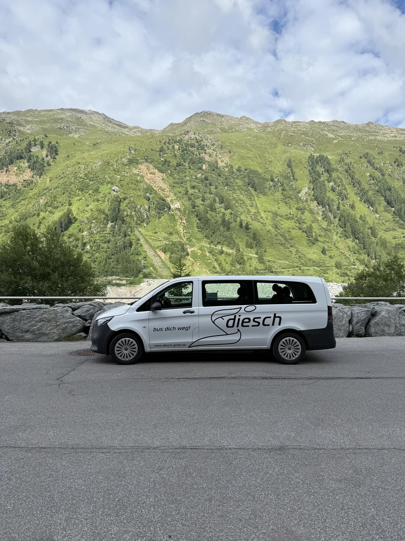 MERCEDES Vito Tourer / Bild 2